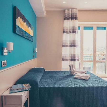 Oltre Il Mare Guest House Гаета Екстериор снимка